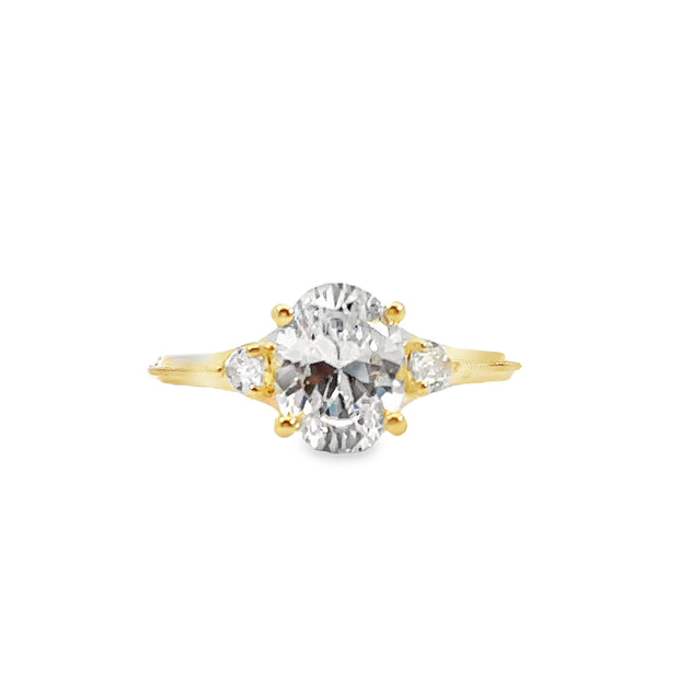 Padis Classique Three Stone Engagement Ring