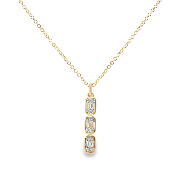 Shy Creation Yellow Gold Diamond Fashion Pendant