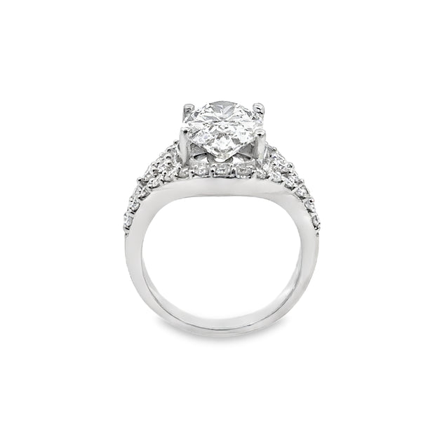 Lab Grown White Gold Oval Shape Diamond Engagement Ring